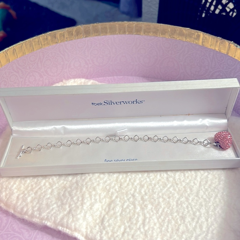 Belks silver Works bracelet